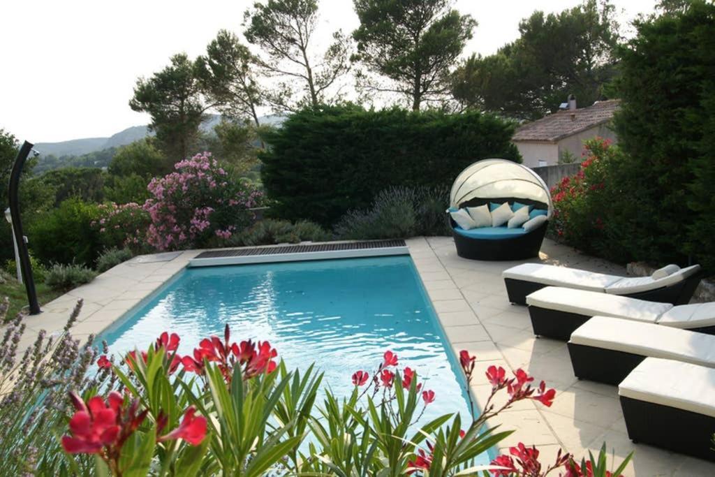 Elegante Villa De 180M3 Avec La Superbe Vue Connaux Exterior photo